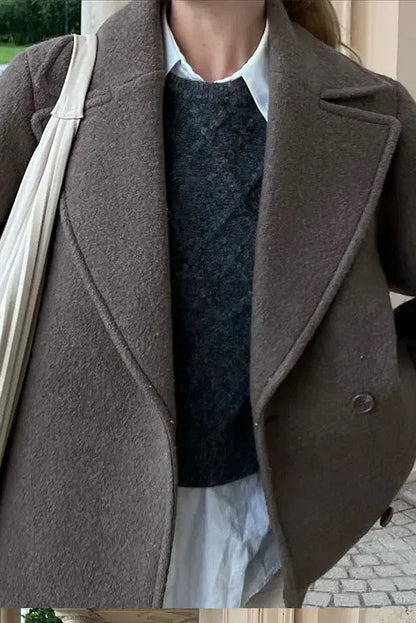 Cropped Cold‑Tone Wool Coat – Minimalist Korean‑Style Cropped Jacket