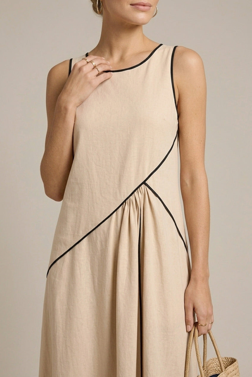 Sleeveless Contrast Trim Maxi Dress